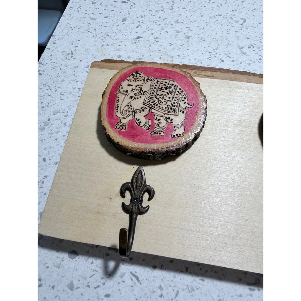 Boho‎ Artisan Wood Slice Wall Hook Rack Hand Painted Elephant Peacock  Decor
